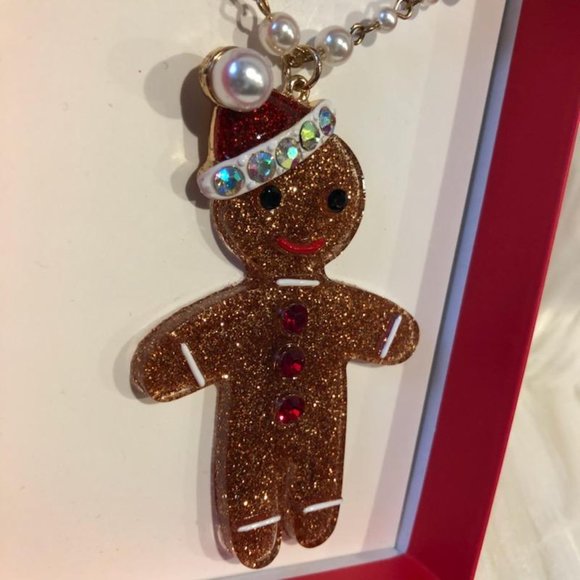 Betsey Johnson Gingerbread Man Pendant Long Necklace - Picture 5 of 5